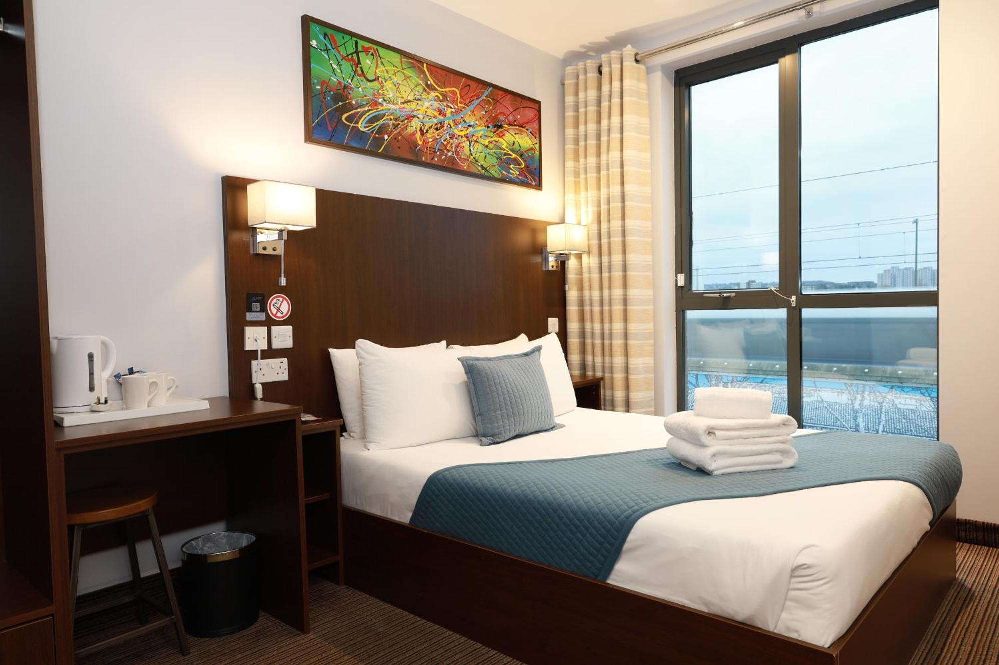 London City Airport Hotel Exterior photo